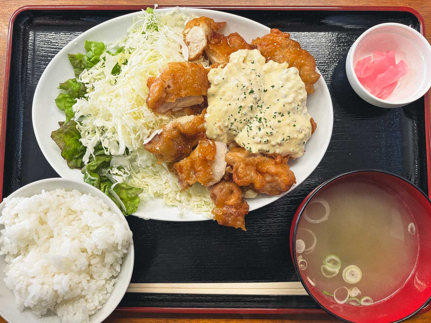 本屋食堂玉小前の鳥南蛮定食