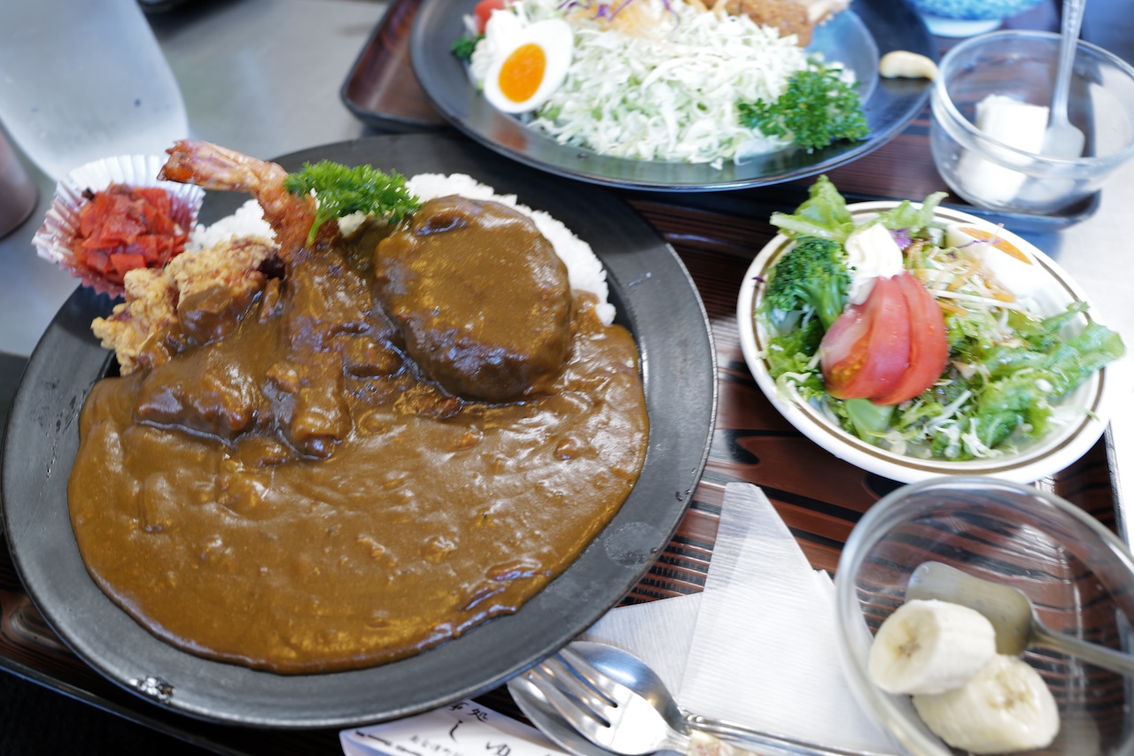 お食事処しゅんのミックスカツカレー